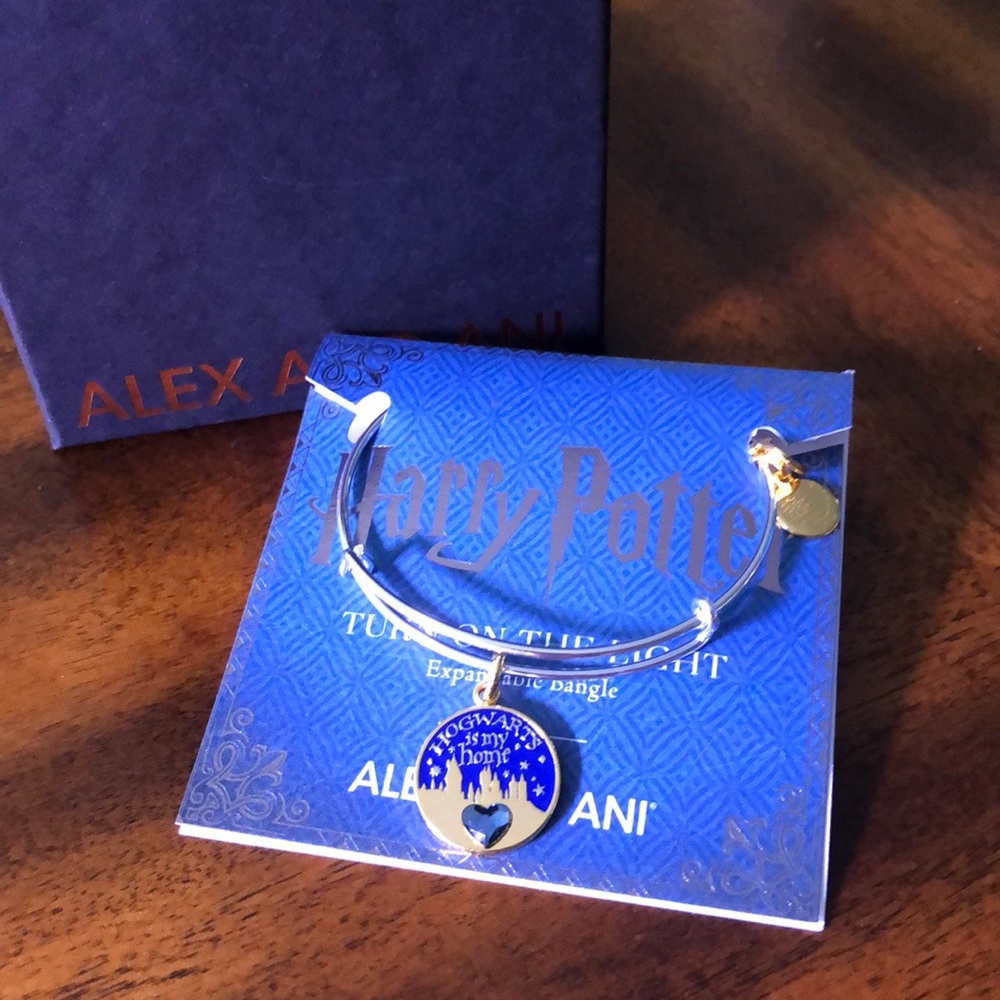 Alex and Ani Harry Potter “Hogwarts is my Home”